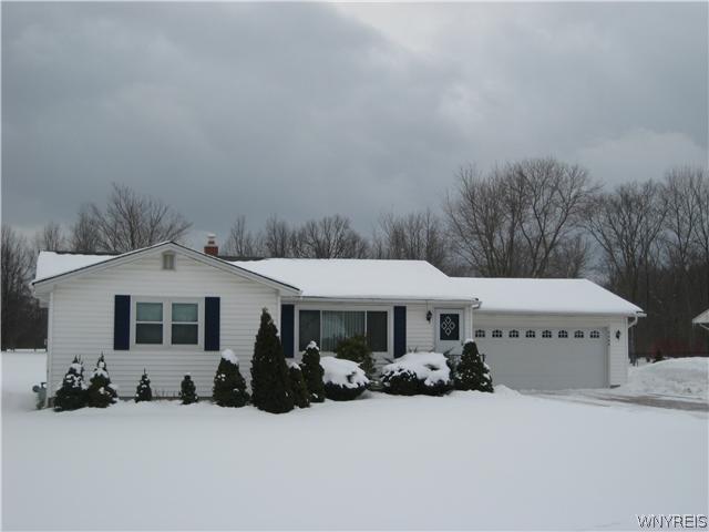 2088 Long Road Grand Island, NY 14072 - Photo 1 of 1 Exterior Front Vinyl sided, vinyl windows in main