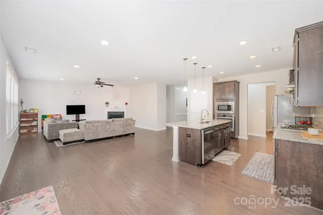 $575,000 | 3005 Carriage Oak Way, Fort Mill, SC 29707