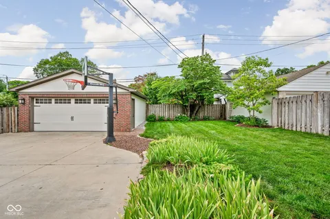 $725,000 | 115 Blue Ridge Road, Indianapolis, IN 46208
