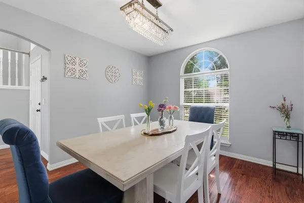 $370,000 | 313 Georgian Oak Court, Lake Dallas, TX 75065