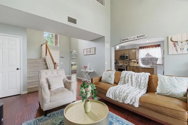 $370,000 | 313 Georgian Oak Court, Lake Dallas, TX 75065