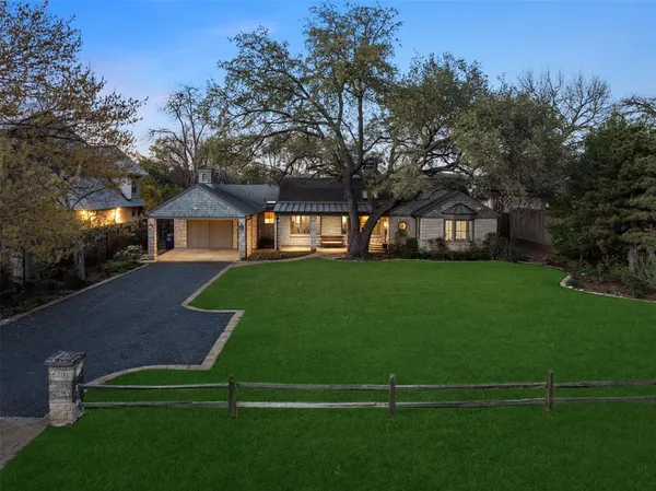 a house view with a garden