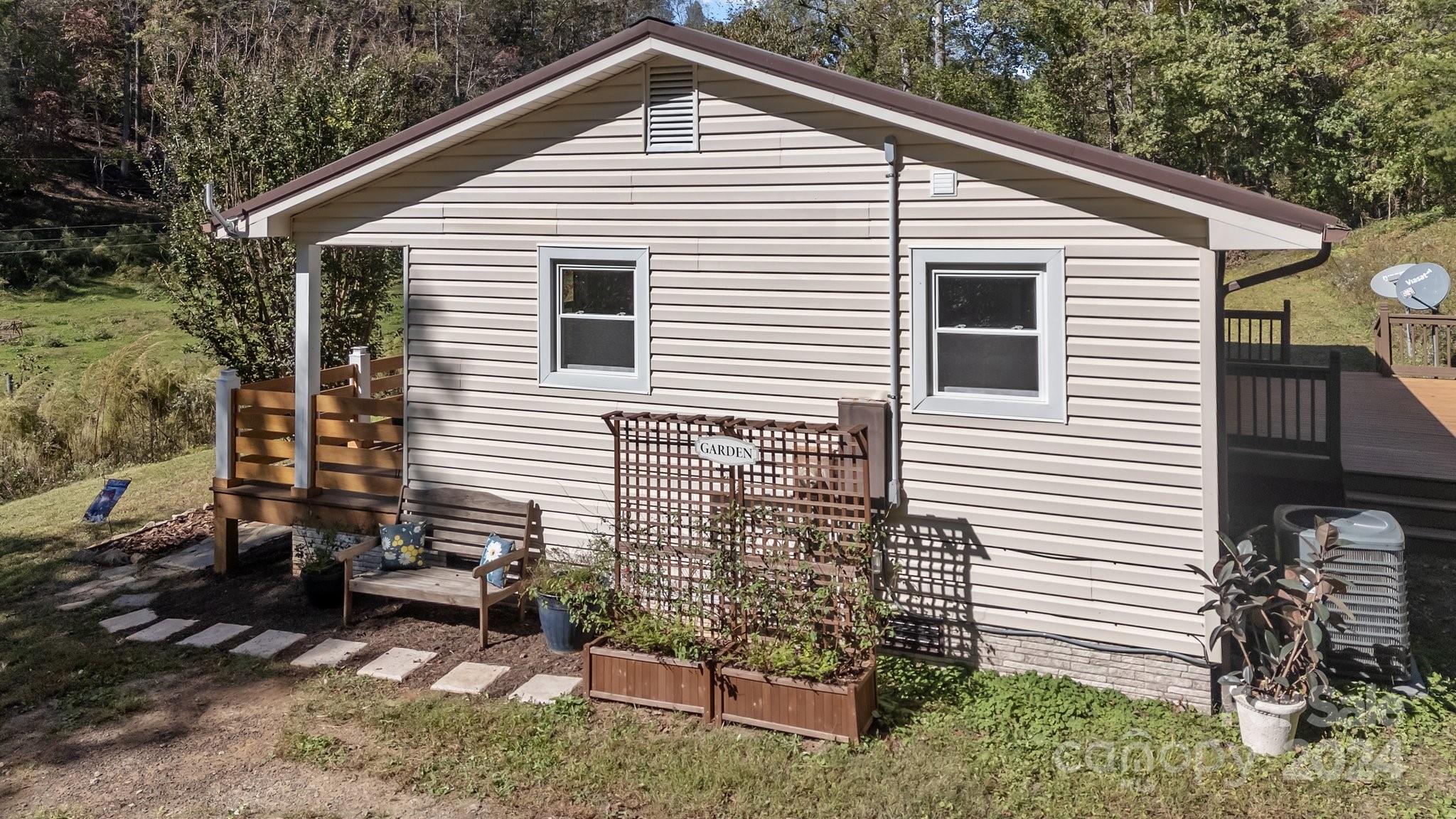 50 Shell Road Marion, NC 28752 - Photo 29 of 34 Gallery Image 29
