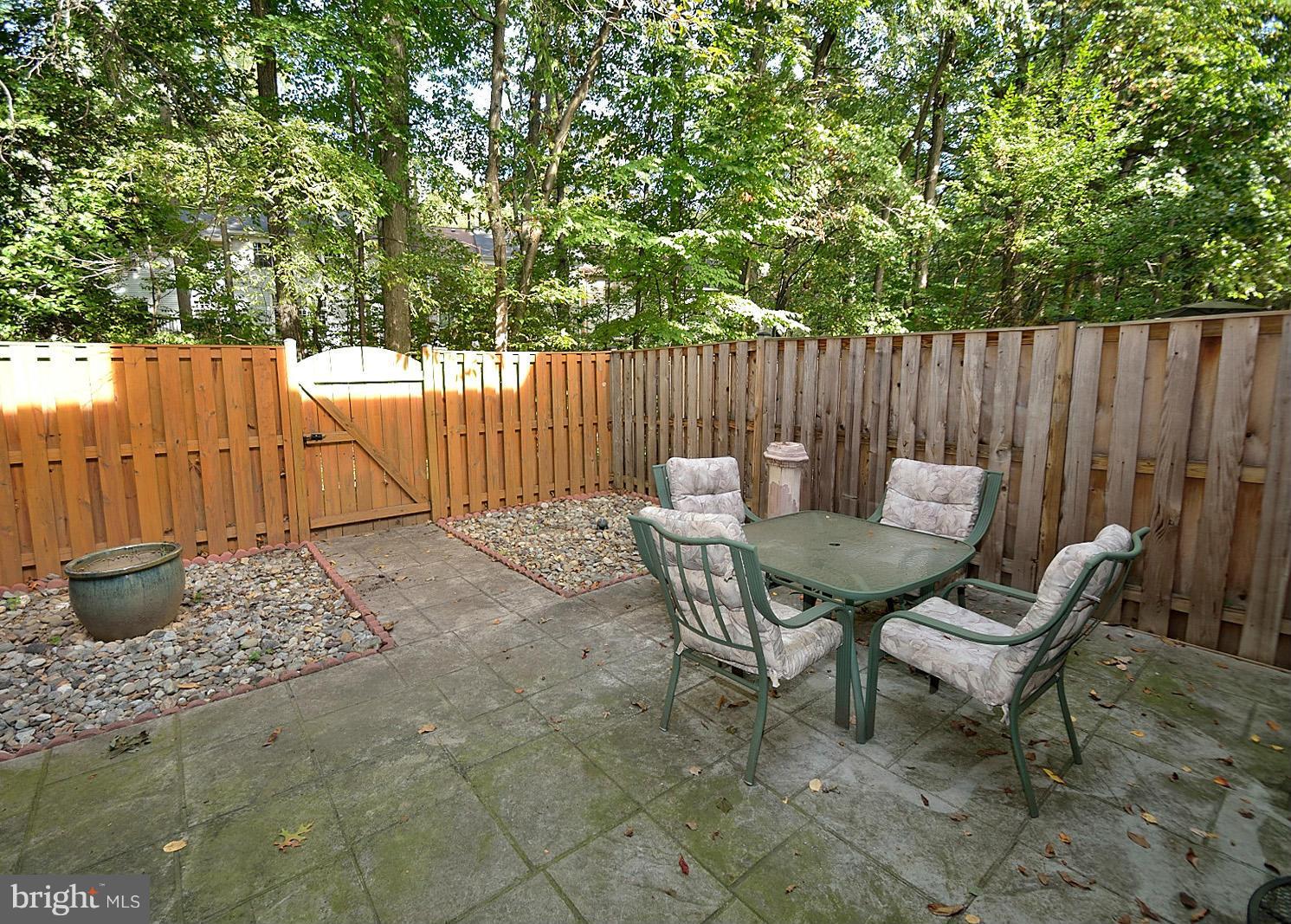 11298 Fairwind Way Reston, VA 20190 - Photo 28 of 30 Exterior (Rear)