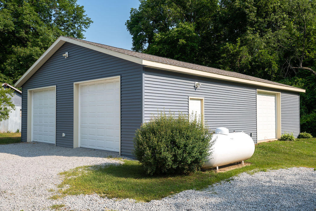 15385 East River Road Buchanan, MI 49107 - Photo 4 of 90 BPP_1016