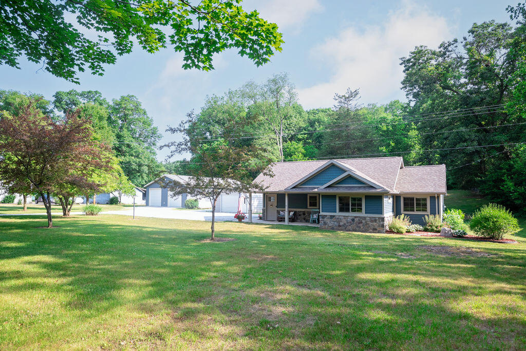 15385 East River Road Buchanan, MI 49107 - Photo 43 of 90 BPP_1034