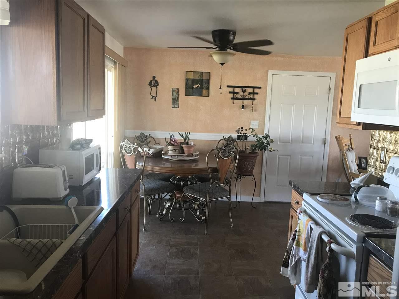 11517 Tupelo Street Reno, NV 89506 - Photo 6 of 18 Photo 6