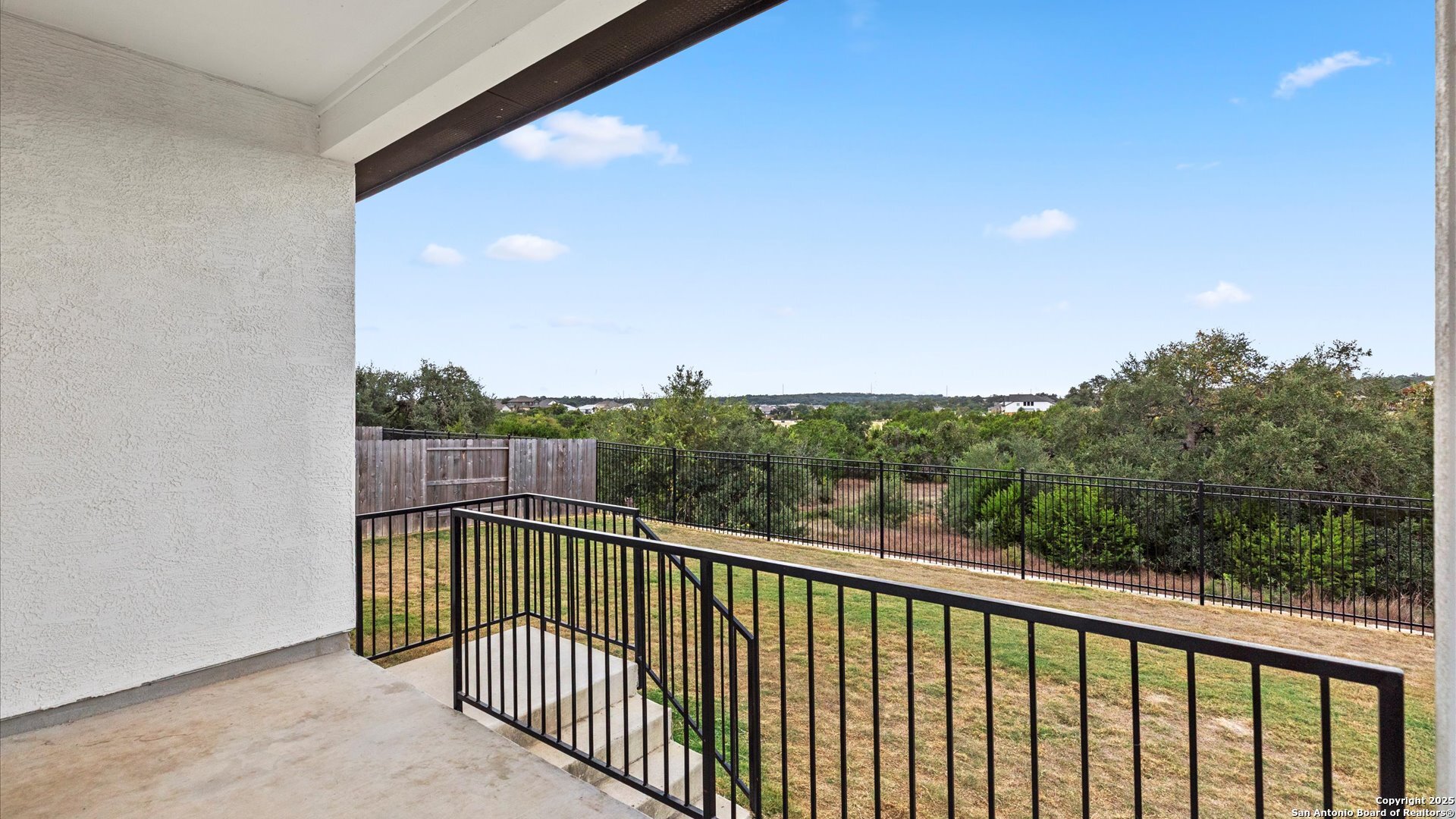 1551 Terrys Gate Road New Braunfels, TX 78132 - Photo 23 of 32 a view of balcony