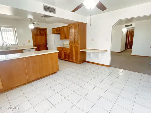 $2,095 | 35424 North 15th Avenue, Phoenix, AZ 85086
