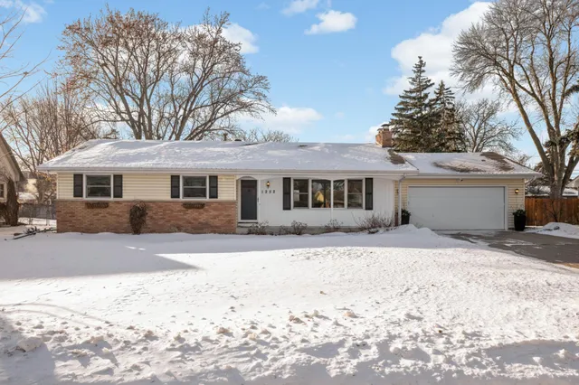 $425,000 | 1252 Highview Drive, New Brighton, MN 55112