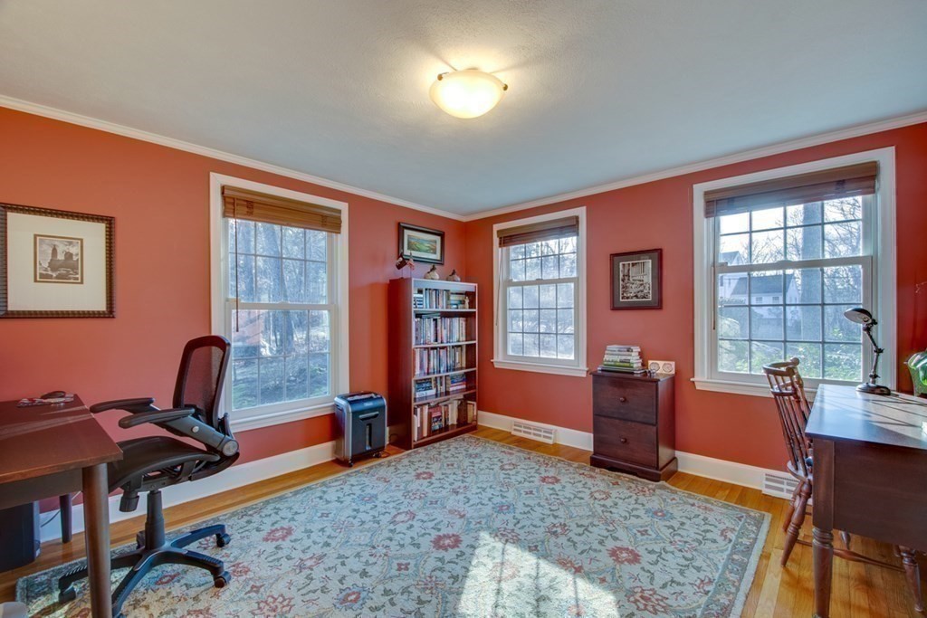 38 Rolling Lane Dover, MA 02030 - Photo 11 of 37