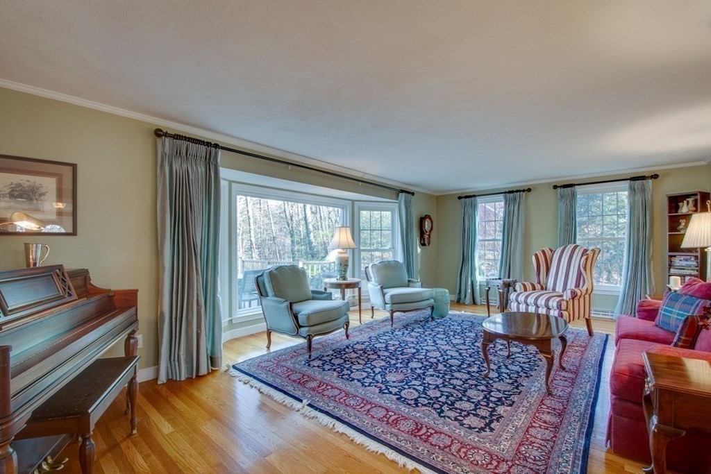 38 Rolling Lane Dover, MA 02030 - Photo 12 of 37