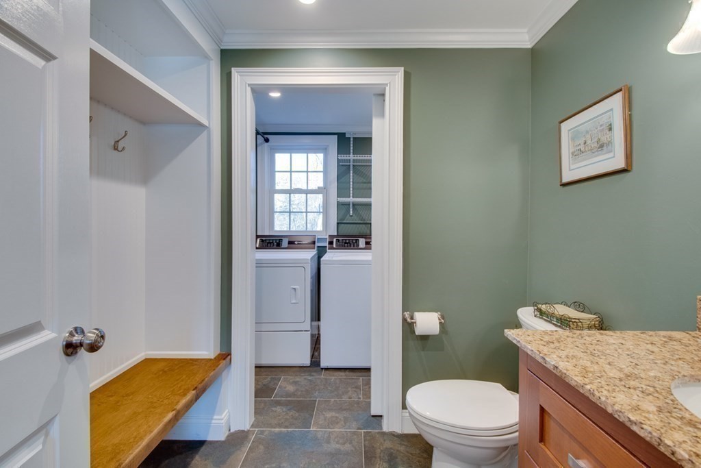 38 Rolling Lane Dover, MA 02030 - Photo 17 of 37