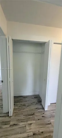 $2,500 | 1642 44th Street, West Palm Beach, FL 33407