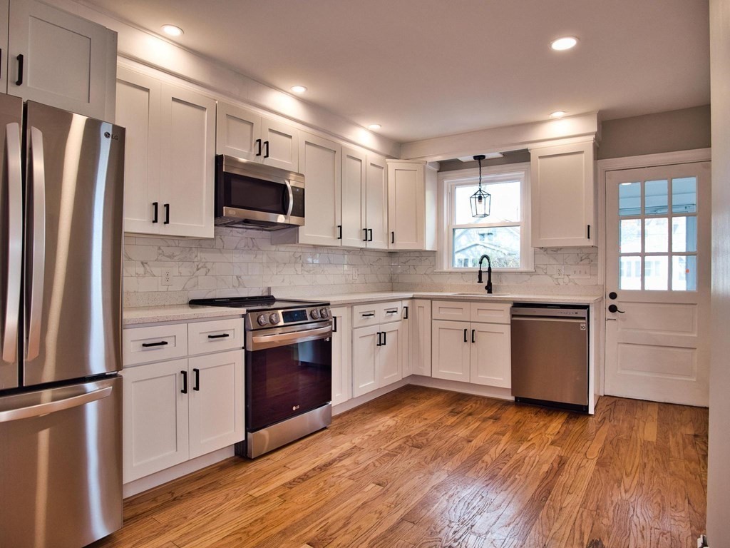 154 Rathgar Street Fall River, MA 02720 - Photo 11 of 30 Gallery Image 11