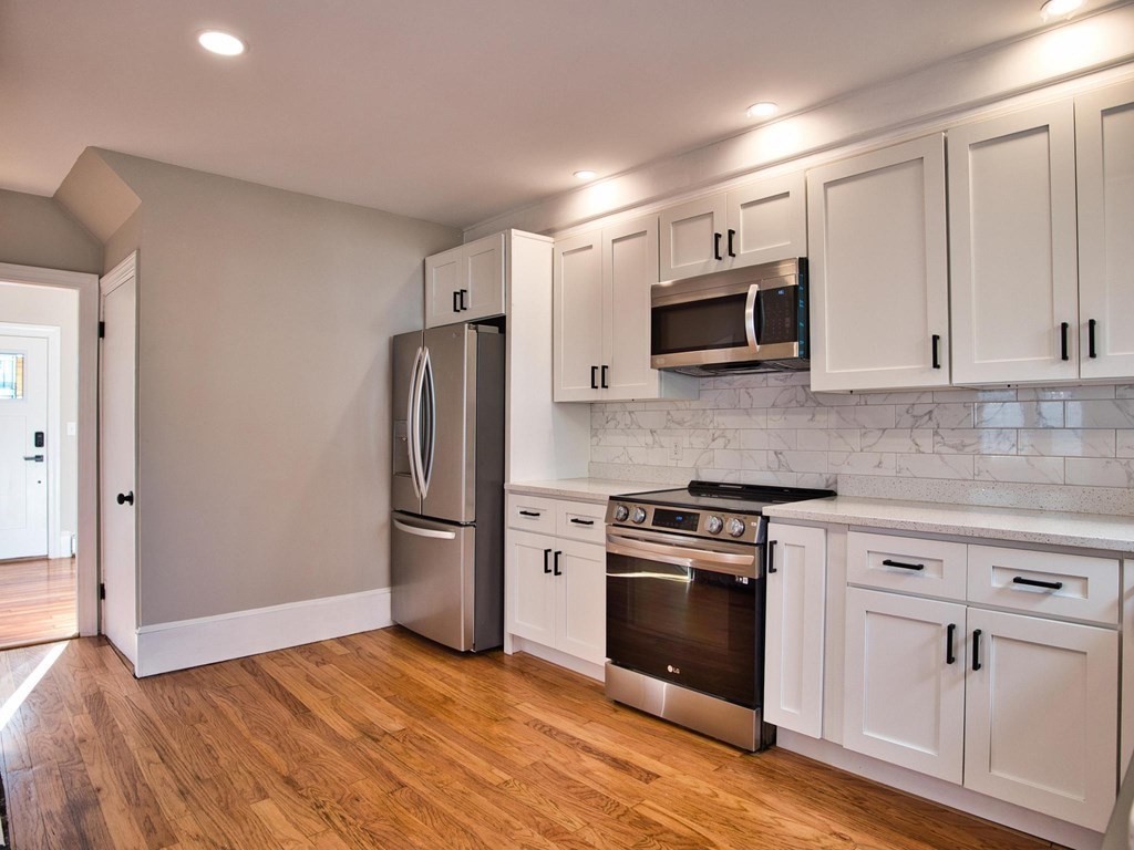 154 Rathgar Street Fall River, MA 02720 - Photo 12 of 30 Gallery Image 12
