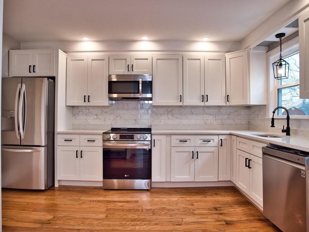 154 Rathgar Street Fall River, MA 02720 - Photo 10 of 30 Gallery Image 10