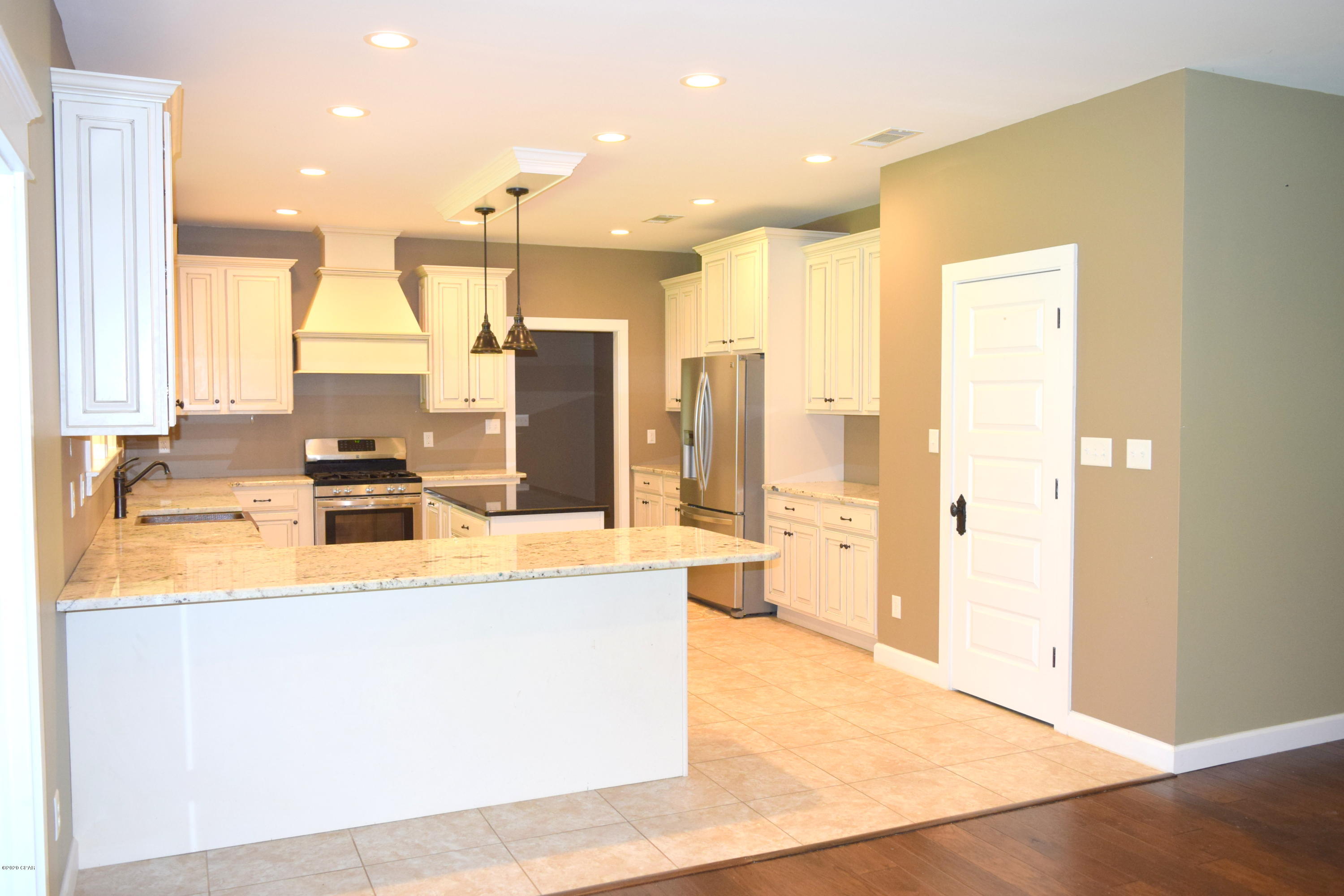 2687 Pioneer Road Chipley, FL 32428 - Photo 4 of 30