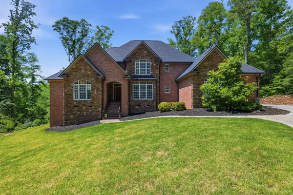 $885,500 | 413 Glocher Court, Moore, SC 29369