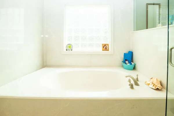 $885,500 | 413 Glocher Court, Moore, SC 29369