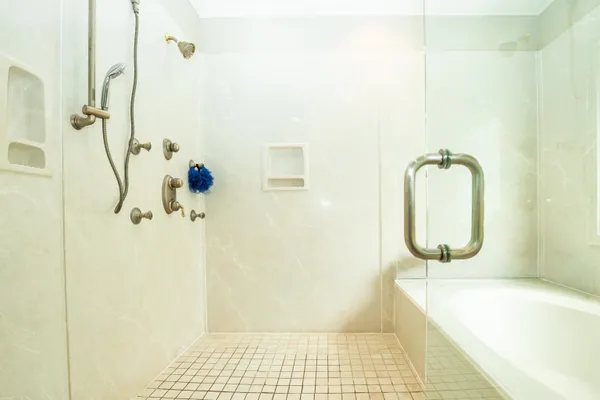 $885,500 | 413 Glocher Court, Moore, SC 29369