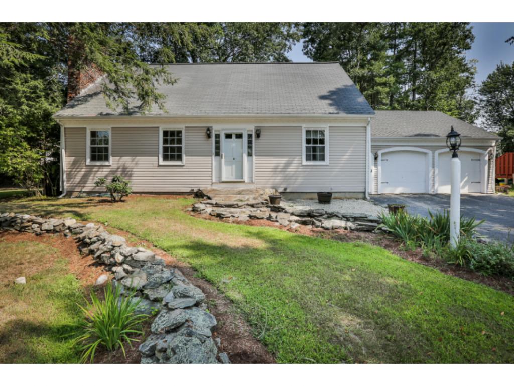 5 Stonehaven Road Nashua, NH 03062 - Photo 3 of 31