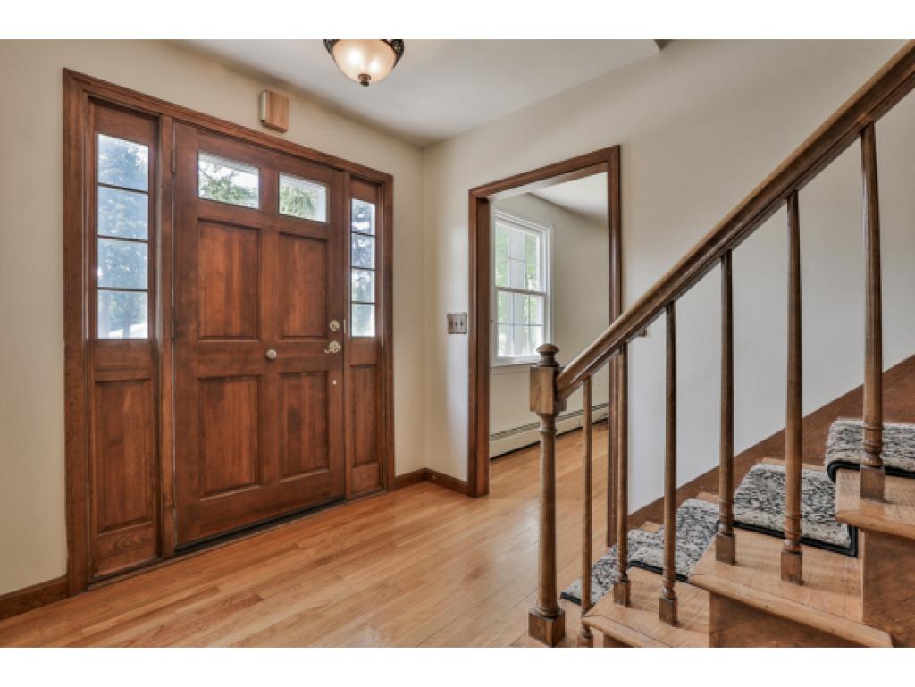 5 Stonehaven Road Nashua, NH 03062 - Photo 8 of 31