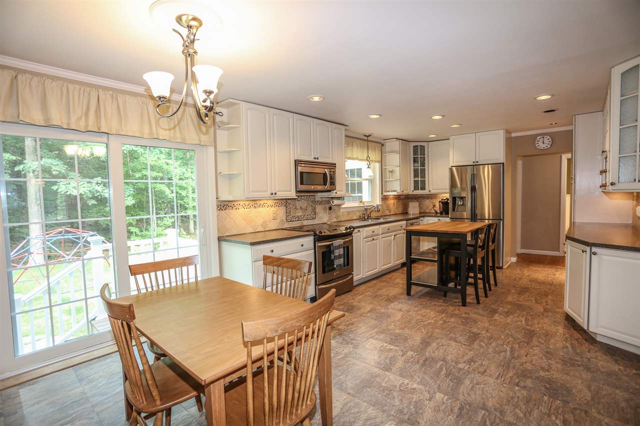 31 Schoolhouse Road Amherst, NH 03031 - Photo 13 of 38 Gallery Image 13