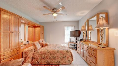 9110 Tracy Court, Unit 2 Boca Raton, FL 33496 - Photo 20 of 43 Photo 20