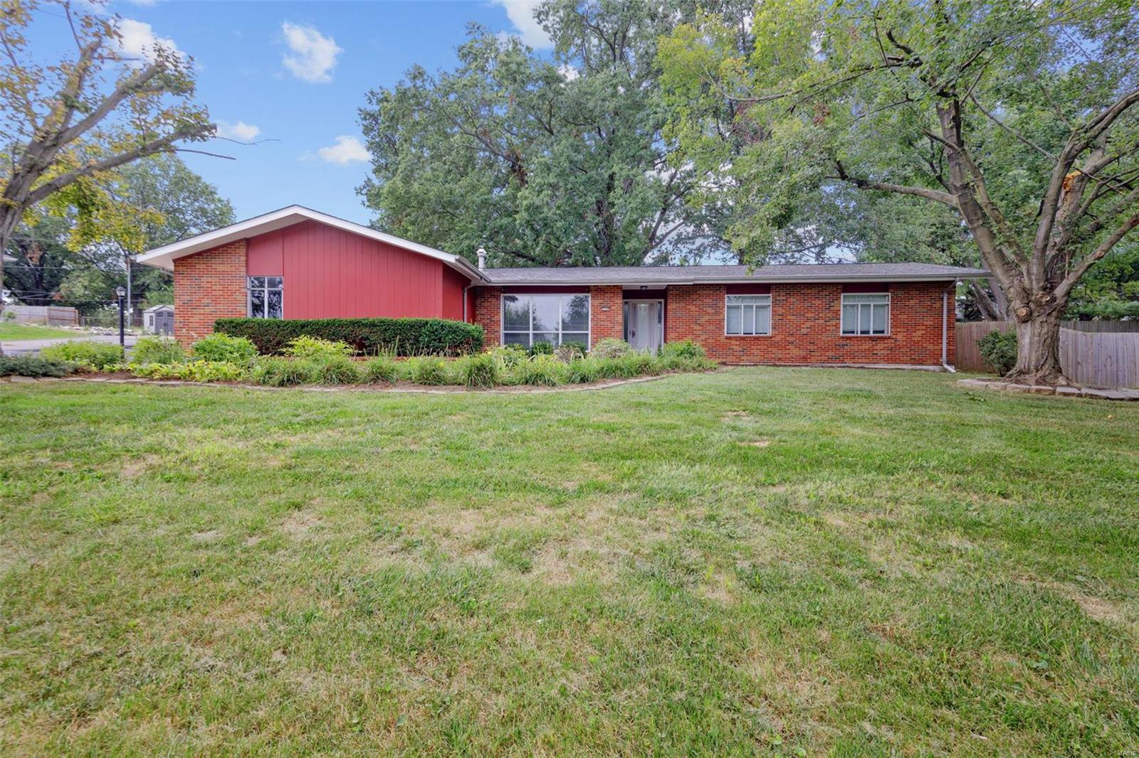 2730 Erb Road St. Louis, MO 63129 - Photo 1 of 1