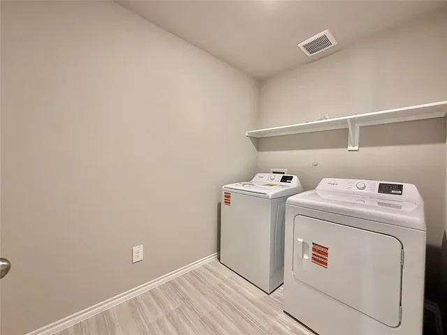 $2,350 | 8437 Hollymead Lane, Fort Worth, TX 76131