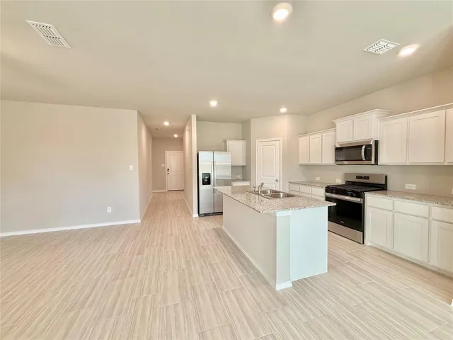 $2,350 | 8437 Hollymead Lane, Fort Worth, TX 76131