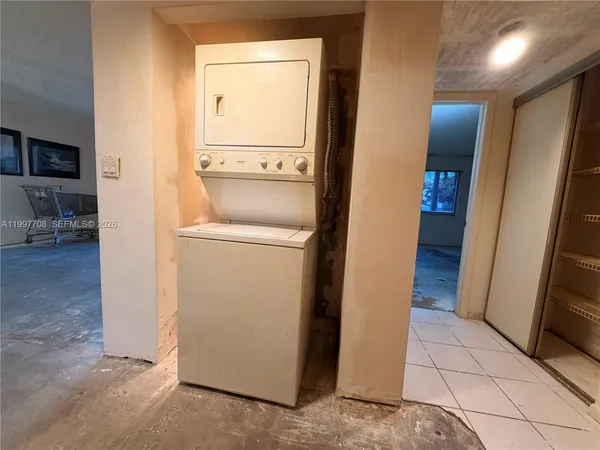 $220,000 | 17000 Northwest 67th Avenue, Unit 115, Hialeah, FL 33015