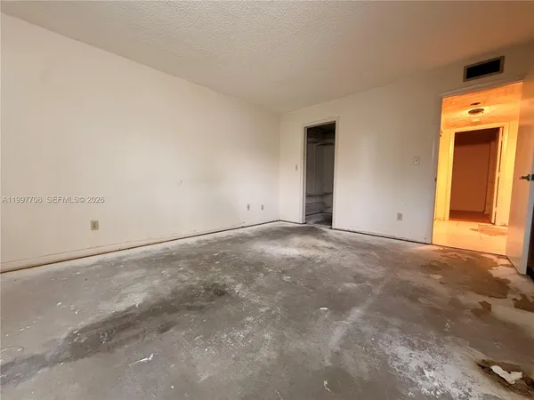 $220,000 | 17000 Northwest 67th Avenue, Unit 115, Hialeah, FL 33015