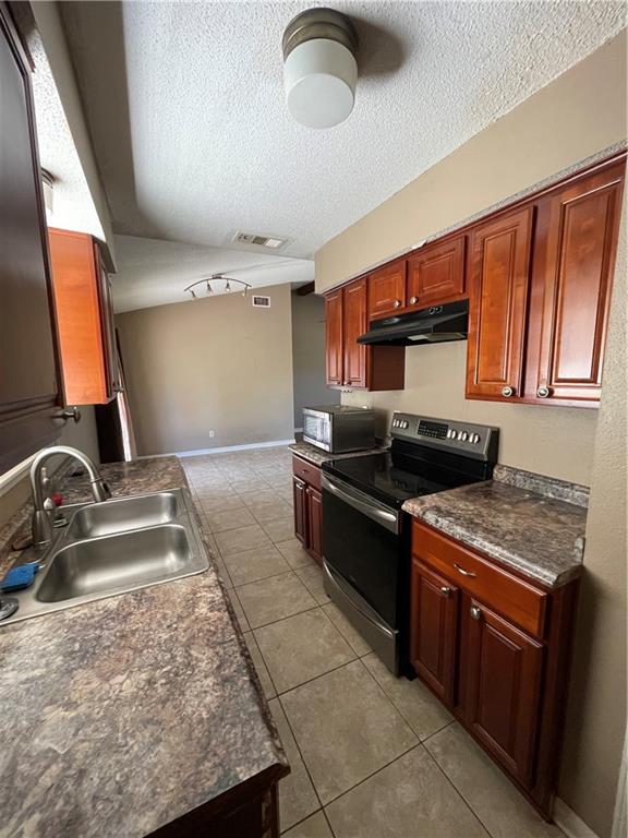 1705 South Sugar Ridge Road Laplace, LA 70068 - Photo 5 of 11 Gallery Image 5