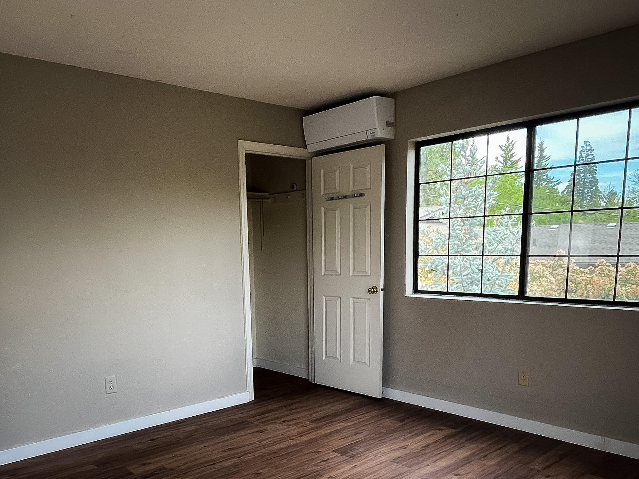 495 Chestnut Street, Unit 1 Ashland, OR 97520 - Photo 12 of 16