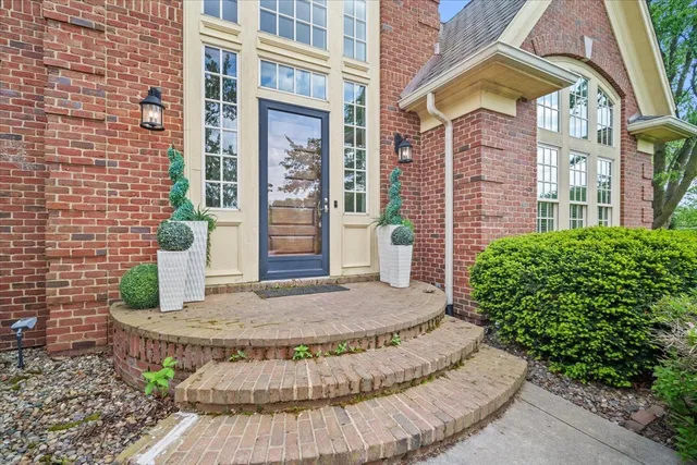 $1,370,000 | 1 Worthington Court, Bloomington, IL 61704