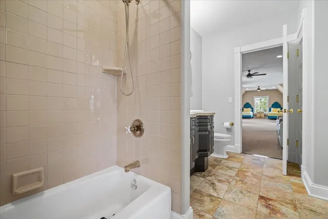 $1,370,000 | 1 Worthington Court, Bloomington, IL 61704