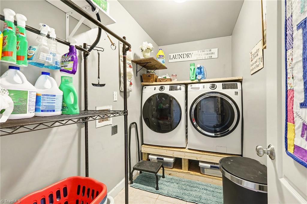 317 Single Tree Circle Haw River, NC 27258 - Photo 25 of 32