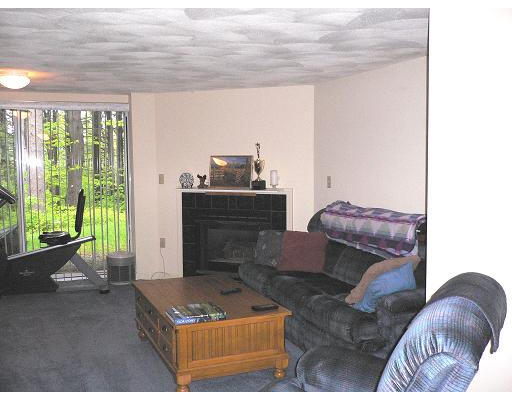 23-6 Deer Path, Unit 6 Maynard, MA 01754 - Photo 4 of 5 Gallery Image 4