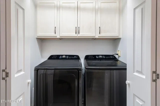 $359,900 | 708 Rose Garden Way, Knoxville, TN 37919