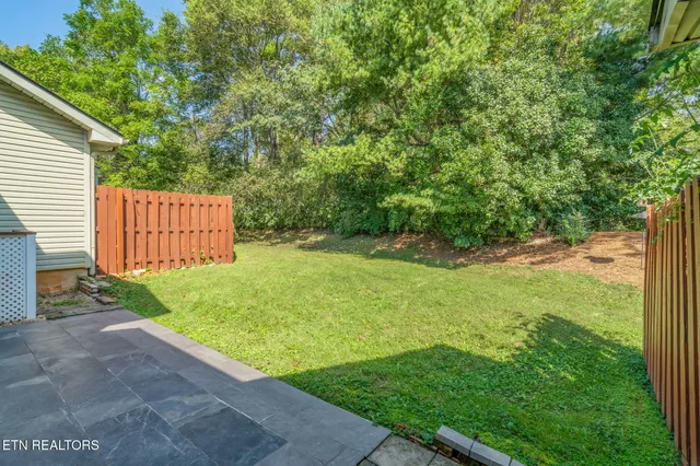 $359,900 | 708 Rose Garden Way, Knoxville, TN 37919