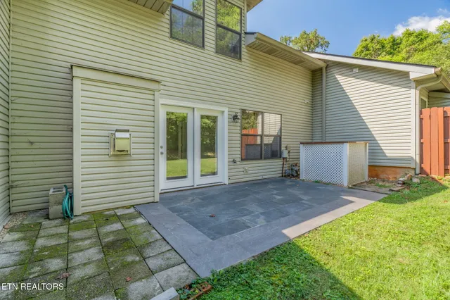 $359,900 | 708 Rose Garden Way, Knoxville, TN 37919