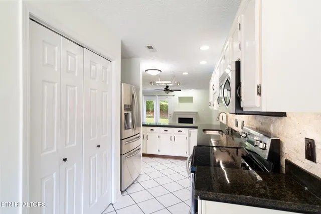 $359,900 | 708 Rose Garden Way, Knoxville, TN 37919