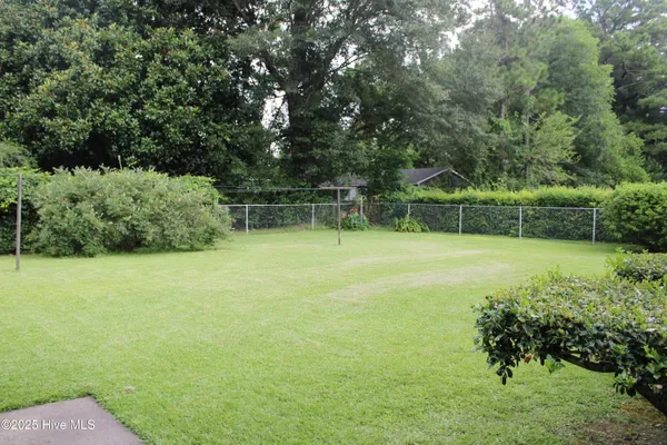 $163,900 | 707 Cameron Drive, Kinston, NC 28501