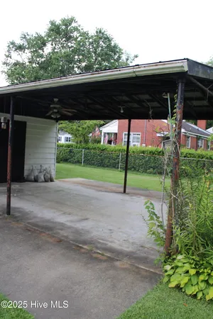 $163,900 | 707 Cameron Drive, Kinston, NC 28501