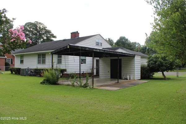 $163,900 | 707 Cameron Drive, Kinston, NC 28501