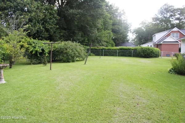 $163,900 | 707 Cameron Drive, Kinston, NC 28501