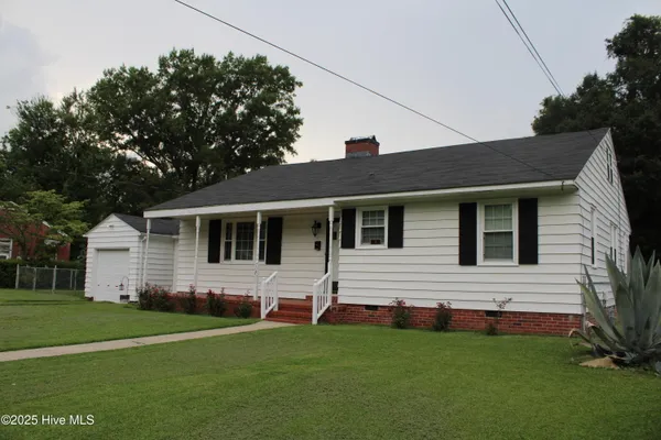 $163,900 | 707 Cameron Drive, Kinston, NC 28501