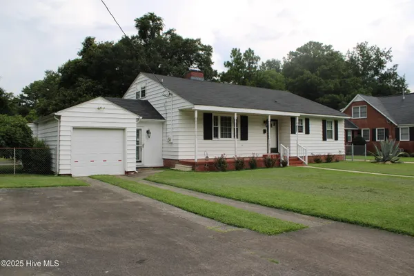 $163,900 | 707 Cameron Drive, Kinston, NC 28501